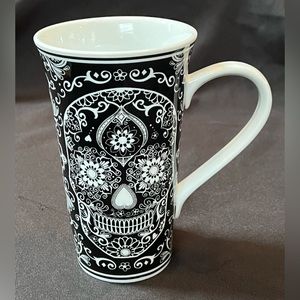 La Calavera Tall Latte Mug by 222 Fifth, Rare black on white pattern